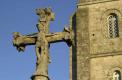 Dun-les-Places - croix du 15e siècle