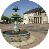 La fontaine sur la place