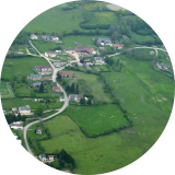 Vue eérienne de la bourgade ( © Claude Lemmel )