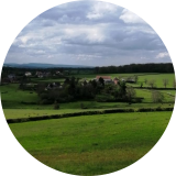 Vue du village (photo Mouron-sur-Yonne) Vue du village.jpg (photo Mouron-sur-Yonne)
